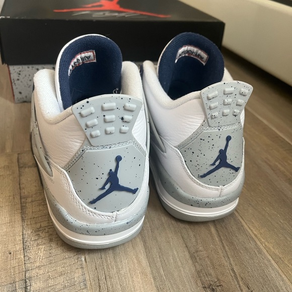 Jordan 4s midnight navy - Picture 4 of 5